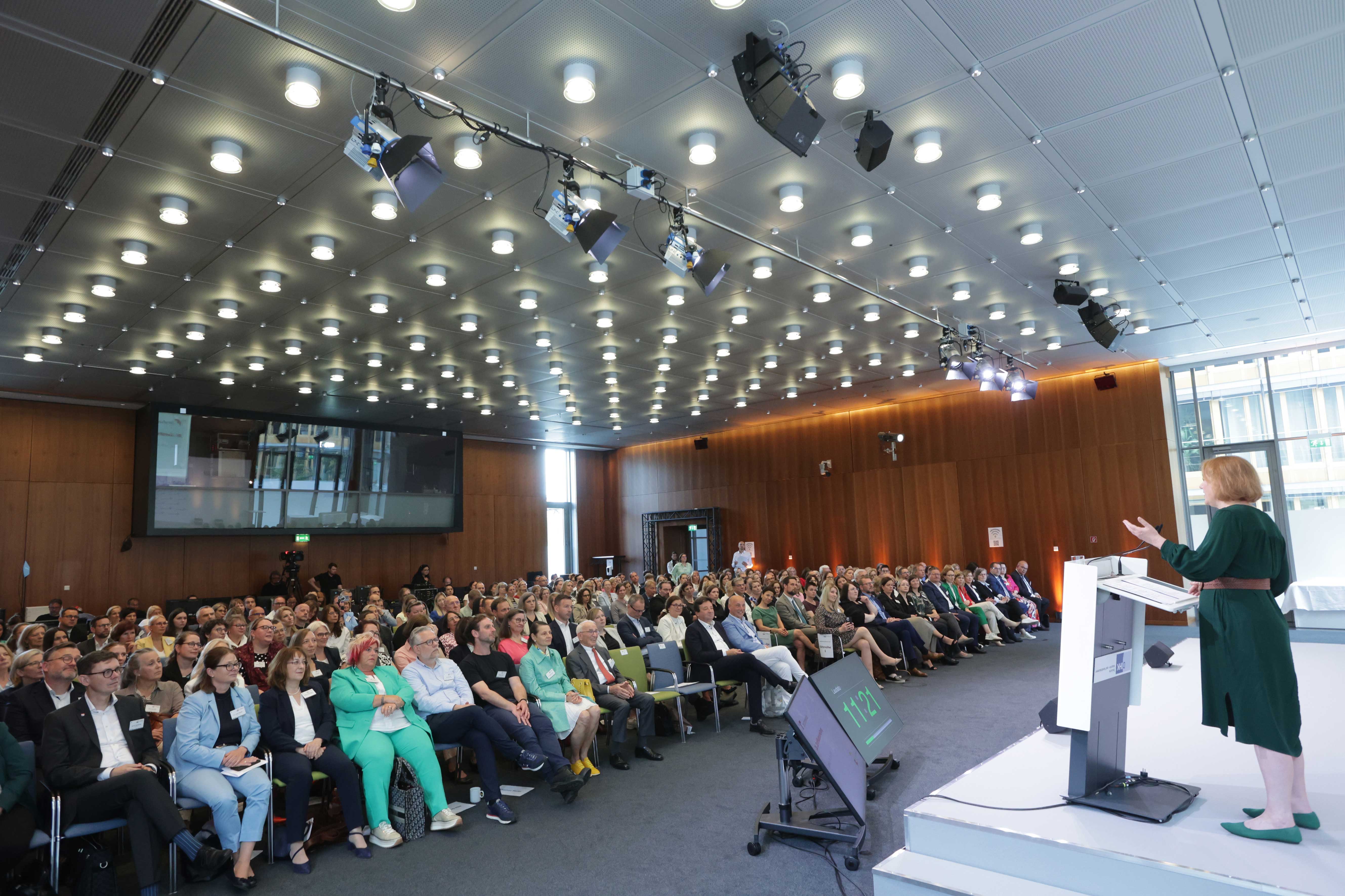BM LisaPaus 2Copyright angeben Jens Schicke berufundfamilie Service GmbH web