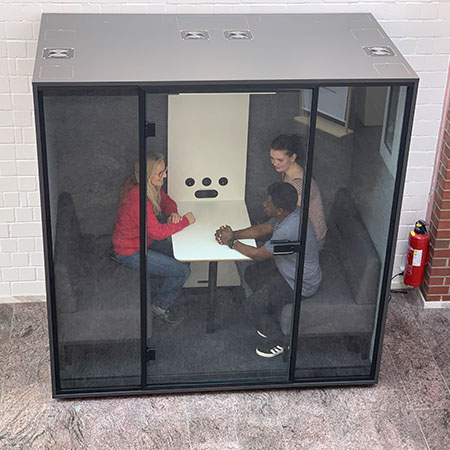 Vom Einzelbüro zur neuen Arbeitskultur: Silent Boxes und Multispace-Raum zum Ausprobieren, Testen und Mitgestalten